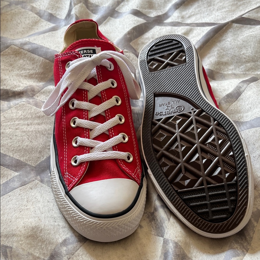 NWOT Converse Men’s Red Sneakers